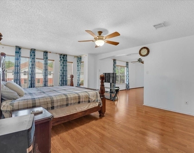 6610 Beryl Drive - Photo Thumbnail 14