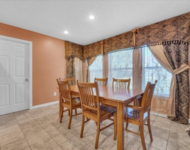 6610 Beryl Drive - Photo Thumbnail 10