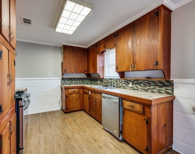 2841 Scruggs Park Drive - Photo Thumbnail 6