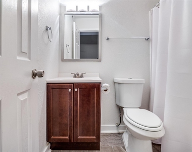 4927 San Jacinto Street - Photo Thumbnail 7