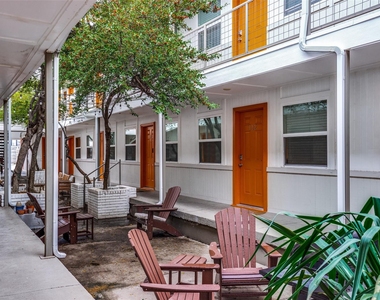 4927 San Jacinto Street - Photo Thumbnail 2