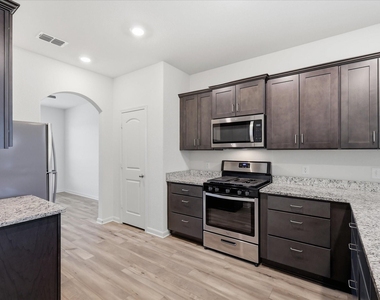 13518 Mineral Road - Photo Thumbnail 11
