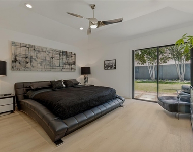 6418 Covecreek Place - Photo Thumbnail 17