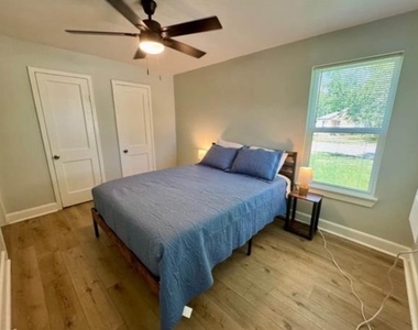 1210 Hogan Lane - Photo Thumbnail 13