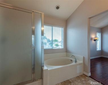 14136 Visions Drive - Photo Thumbnail 29