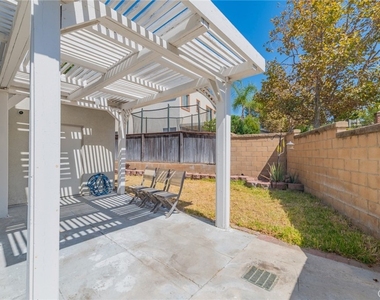 14136 Visions Drive - Photo Thumbnail 32