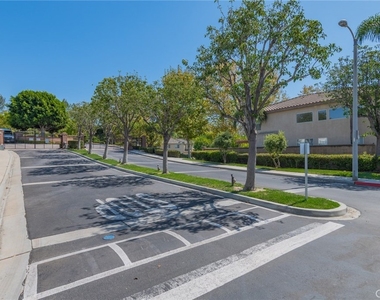14136 Visions Drive - Photo Thumbnail 5