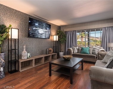 17958 Nearbank - Photo Thumbnail 6