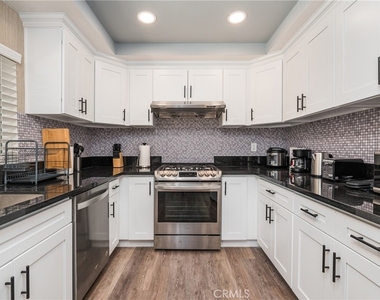 17958 Nearbank - Photo Thumbnail 21