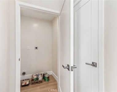 21233 Lopez Street - Photo Thumbnail 12