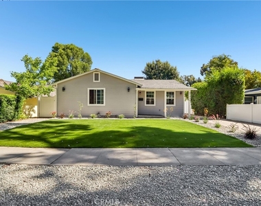 21235 Lopez Street - Photo Thumbnail 11