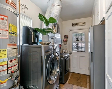 3907 Edgehill Drive - Photo Thumbnail 20