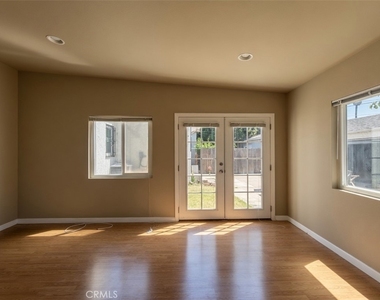 3907 Edgehill Drive - Photo Thumbnail 33