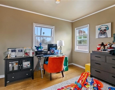 3907 Edgehill Drive - Photo Thumbnail 25