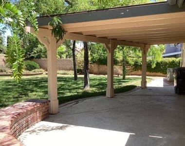 3223 Angeleno Place - Photo Thumbnail 8