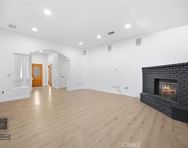 5009 Shaman Court - Photo Thumbnail 13