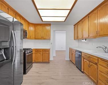 5009 Shaman Court - Photo Thumbnail 16