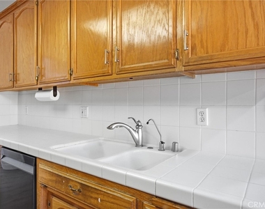 5009 Shaman Court - Photo Thumbnail 17