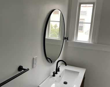 4467 Victoria Park - Photo Thumbnail 12
