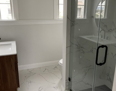 4467 Victoria Park - Photo Thumbnail 9