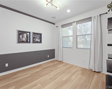 2941 W Lincoln Ave #3 - Photo Thumbnail 5