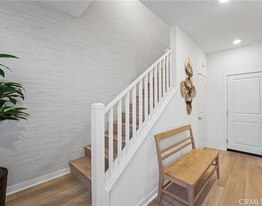 2941 W Lincoln Ave #3 - Photo Thumbnail 3