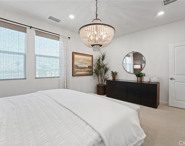 2941 W Lincoln Ave #3 - Photo Thumbnail 30