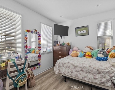 16282 Meadowhouse Avenue - Photo Thumbnail 15