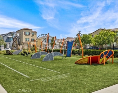 16282 Meadowhouse Avenue - Photo Thumbnail 55