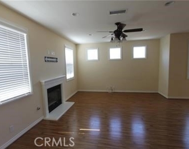 8701 Belmont - Photo Thumbnail 2