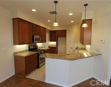 8701 Belmont - Photo Thumbnail 3