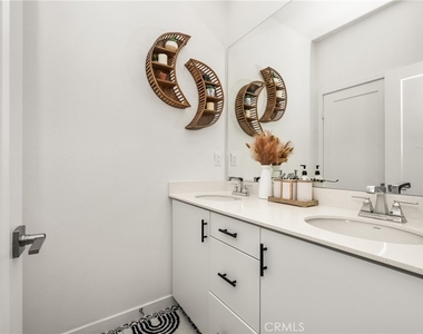 663 S Mosaic Street - Photo Thumbnail 27
