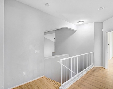 709 E Agape Avenue - Photo Thumbnail 12