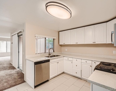 8769 Lake Murray Boulevard - Photo Thumbnail 9