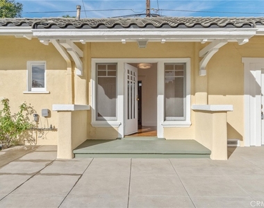 1325 E Altadena - Photo Thumbnail 1