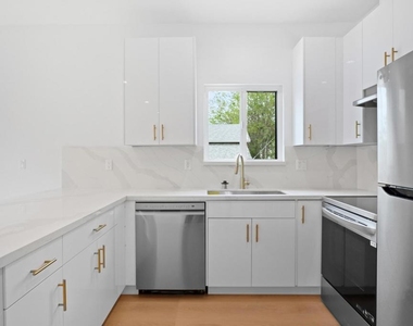 112 N Kenneth Road - Photo Thumbnail 6