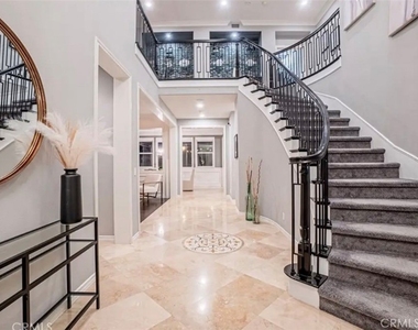 8082 E Portico - Photo Thumbnail 36