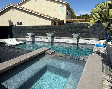 8082 E Portico - Photo Thumbnail 47