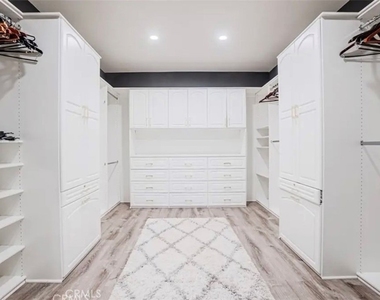 8082 E Portico - Photo Thumbnail 19