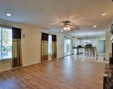 4486 Southern Pointe Lane - Photo Thumbnail 40