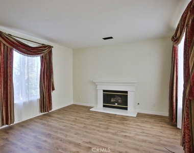 4486 Southern Pointe Lane - Photo Thumbnail 28