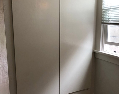933 10th Street - Photo Thumbnail 11