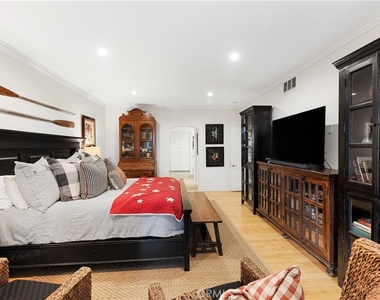 1 Sea Cove - Photo Thumbnail 13