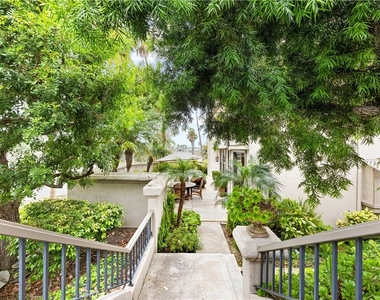 1 Sea Cove - Photo Thumbnail 25
