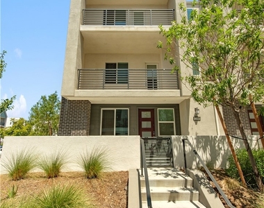 258 Sash - Photo Thumbnail 1