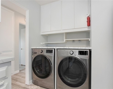 305 Camino San Clemente - Photo Thumbnail 8