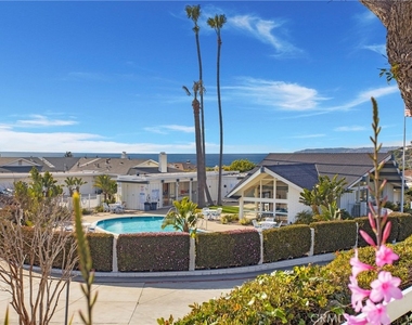 305 Camino San Clemente - Photo Thumbnail 16