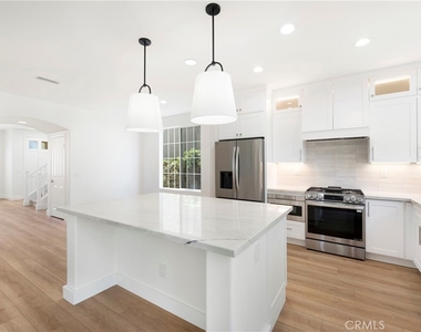 175 Kingswood - Photo Thumbnail 10