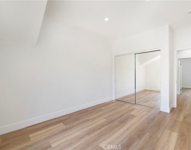 175 Kingswood - Photo Thumbnail 20