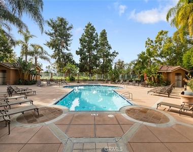 2960 Champion Way - Photo Thumbnail 17
